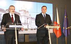 Dan Jiránek a Petr Nečas na tiskové konferenci po jednání SMO ČR s vládou