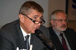 Hovoří Andrej Babiš, naslouchá Dan Jiránek