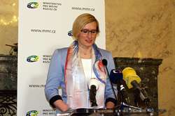 Ministryně Karla Šlechtová na tiskové konferenci 1. února