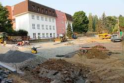 Základní škola a úprava okolí