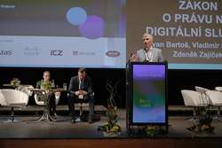 O návrhu Zákona o právu na digitální služby se hodně diskutovalo už loni