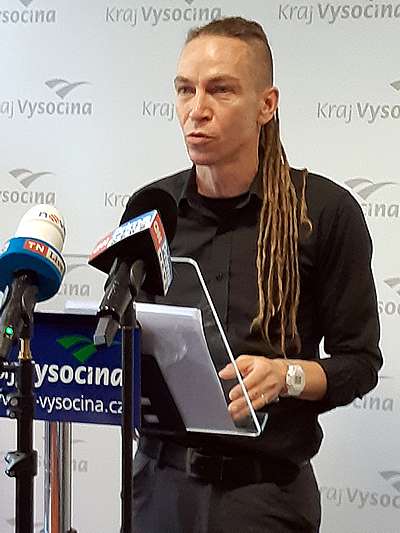 Ivan Bartoš na tiskové konferenci k digitalizaci stavebního řízení na Vysočině